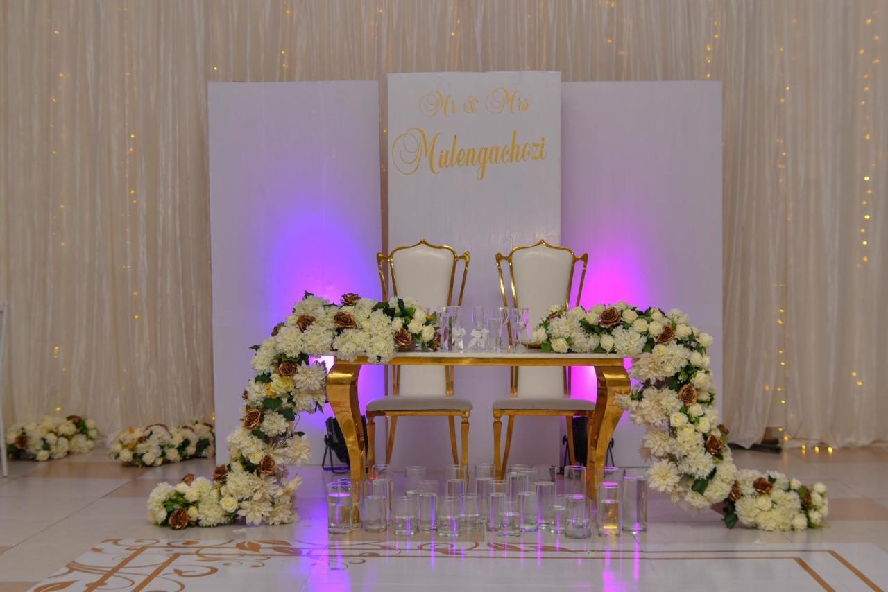 לוסקה Chamba Valley Exotic Hotel מראה חיצוני תמונה